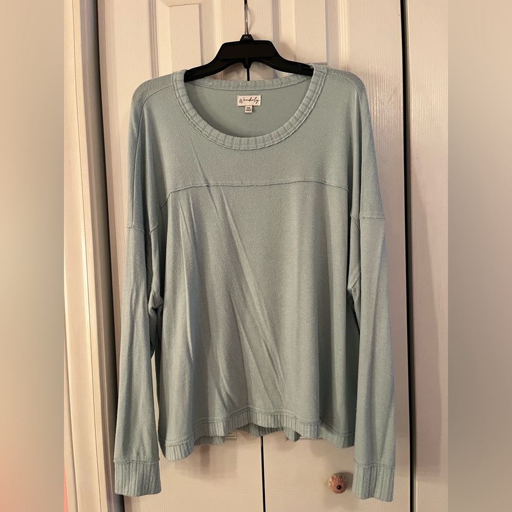 Wonderly sweater